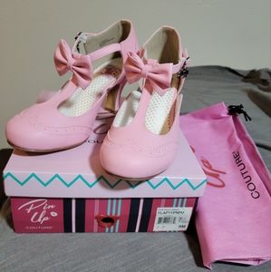 Pink Kitten Heel Wingtip T-Strap Pump with Bow & Bow Charm (new, never worn)
